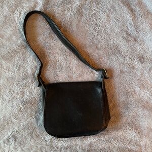 Vintage 1970s Coach NYC Classic Pouch Black Leather Crossbody Bag USA